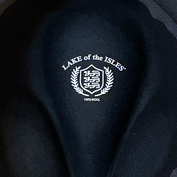 🌟HP🌟VTG 2000s 100% Wool Black Fedora w/ Feathers Lake of the Isles L/XL - Picture 10 of 12